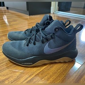 Nike Zoom Rev basketball shoes